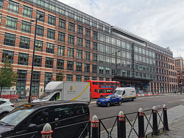 Lift Maintenance, Lift Repairs, Modernisation and Full Lift Replacement for Bedfordshire Buckinghamshire Berkshire London South East Bournemouth