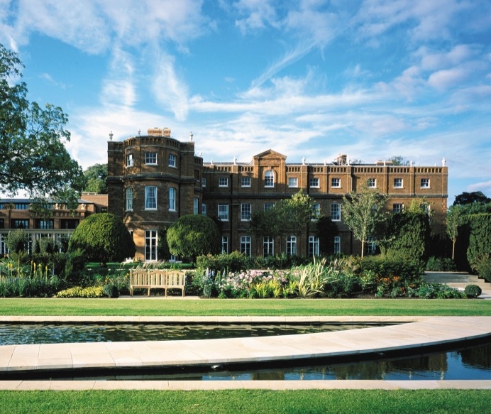 Lift Maintenance, Lift Repairs, Modernisation and Full Lift Replacement for Bedfordshire Buckinghamshire Berkshire London South East Bournemouth